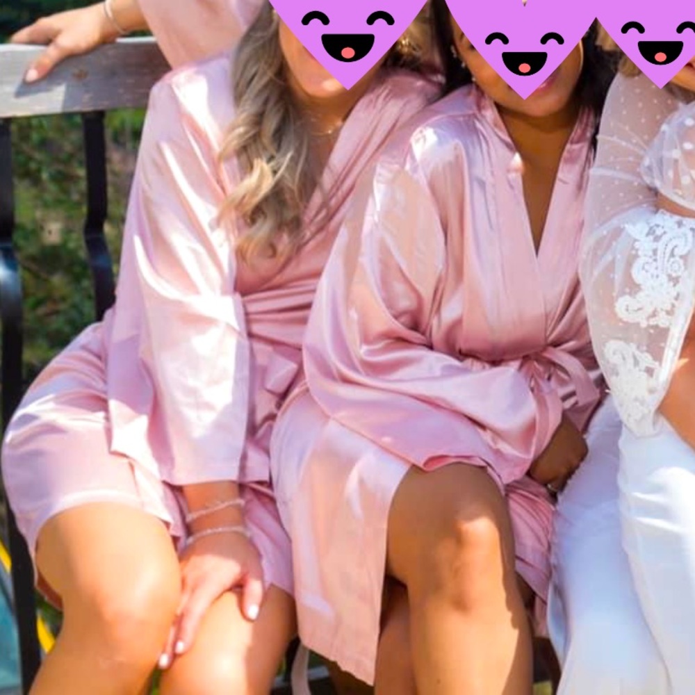 5 blush robes. Only worn once for pictures.